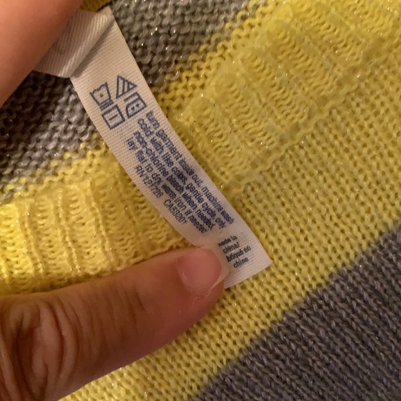 Aeropostale striped sweater size Small - Picture 4 of 5